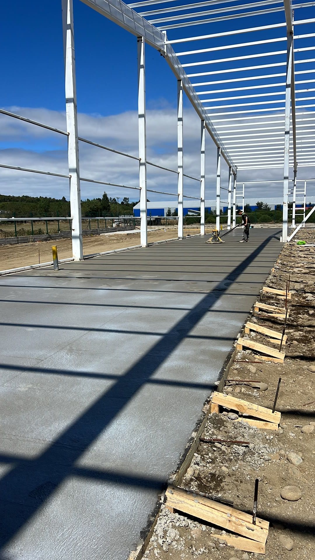 Avance de construcción del galpón industrial, imagen 8 de 43