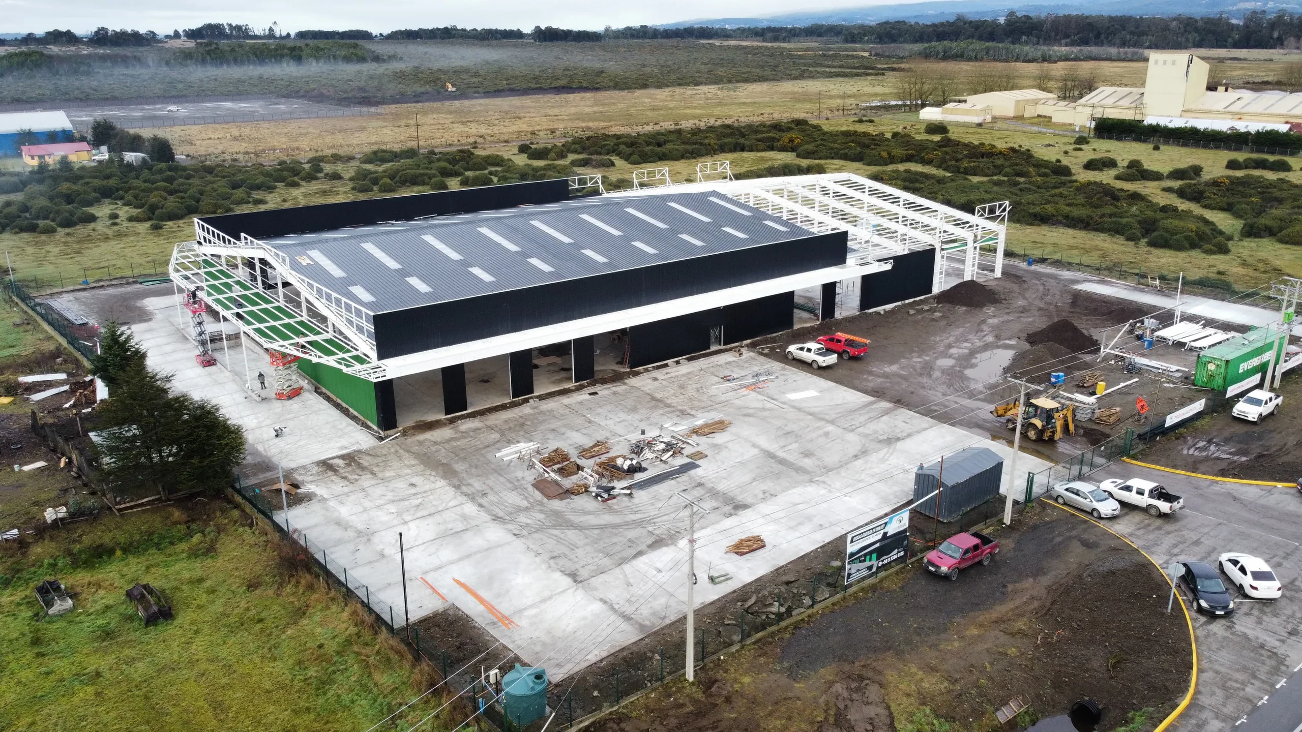 Vista aérea de una obra industrial en ejecución